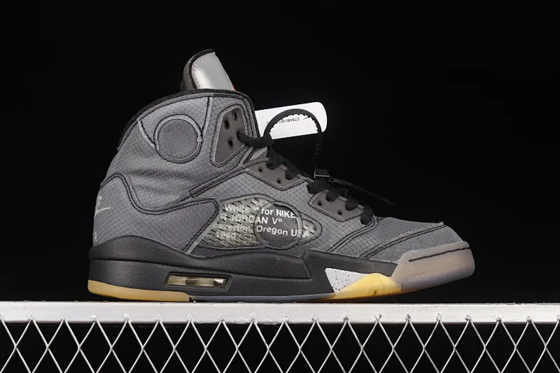 All Categories Air Jordan Jordan Series Basketball Shoes Air Jordan 5 Foreign Trade Version OF x Air Jordan 5 Retro SP AJ5 Joe 5 Black Sail 3M Reflective Basketball Shoes CT8480-001